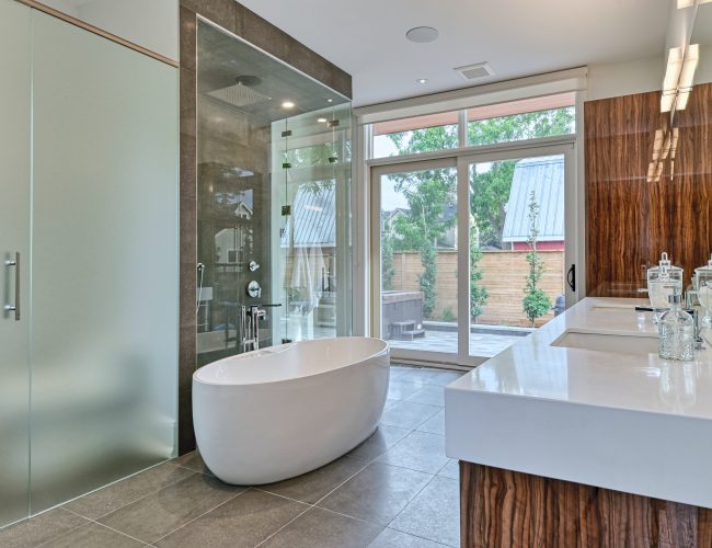 Award for Most Outstanding Custom Bath - 11 Woodbourne